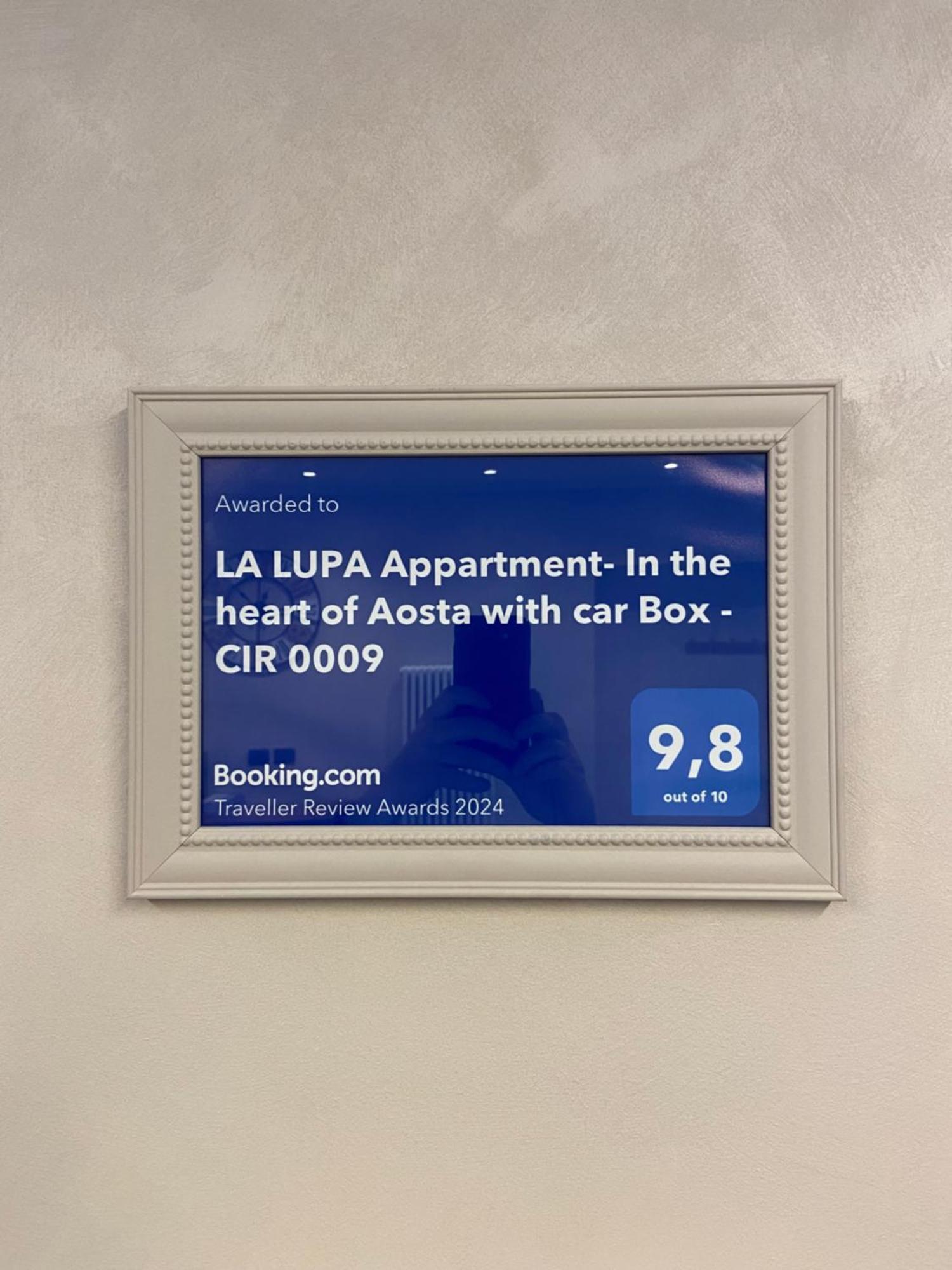 La Lupa Apartment - In The Heart Of Aosta With Car Box المظهر الخارجي الصورة